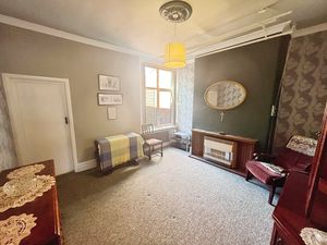 Dining room- click for photo gallery